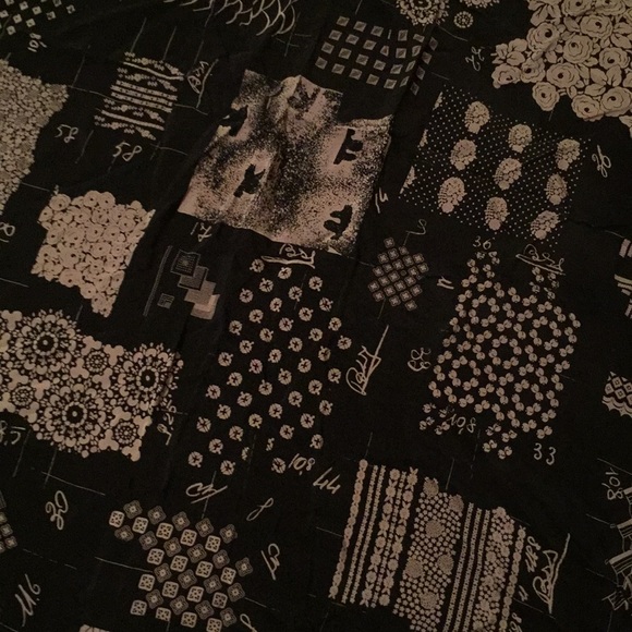 Large silk designer scarf,shawl,wrap - Picture 5 of 6